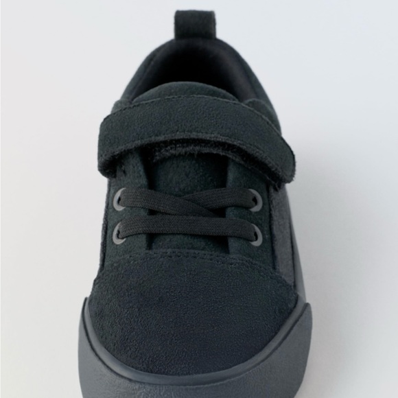 Zara Boys Snickers - Picture 3 of 5